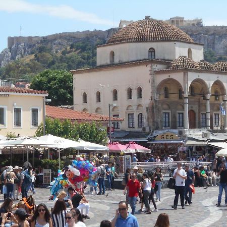 Monastiraki Flea Market & Metro Station Appartment Athena Bagian luar foto