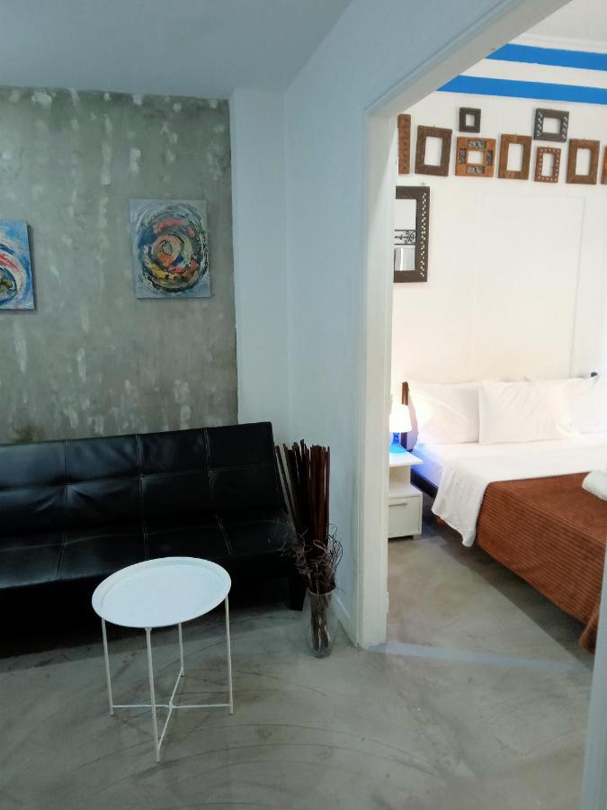 Monastiraki Flea Market & Metro Station Appartment Athena Bagian luar foto