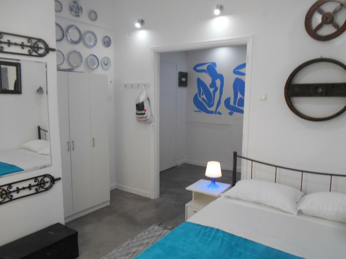 Monastiraki Flea Market & Metro Station Appartment Athena Bagian luar foto